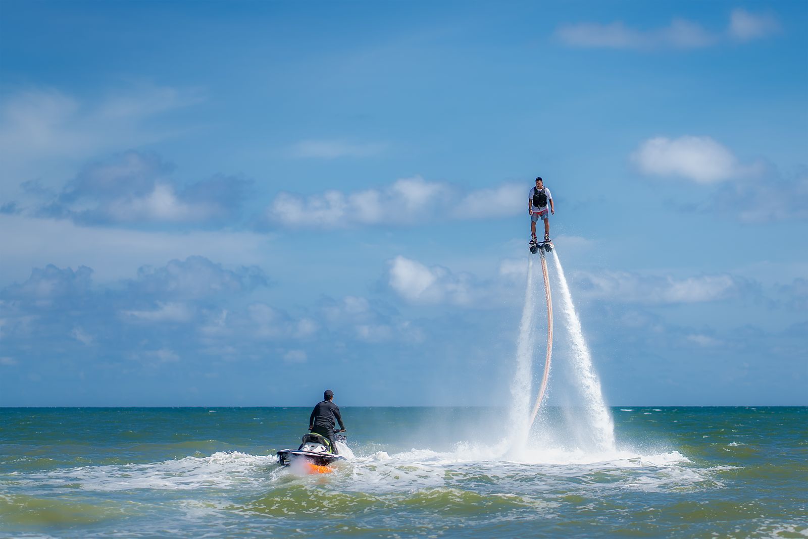flyboard-senegal-dakar-mer Flyboard au-dessus de la mer à Dakar