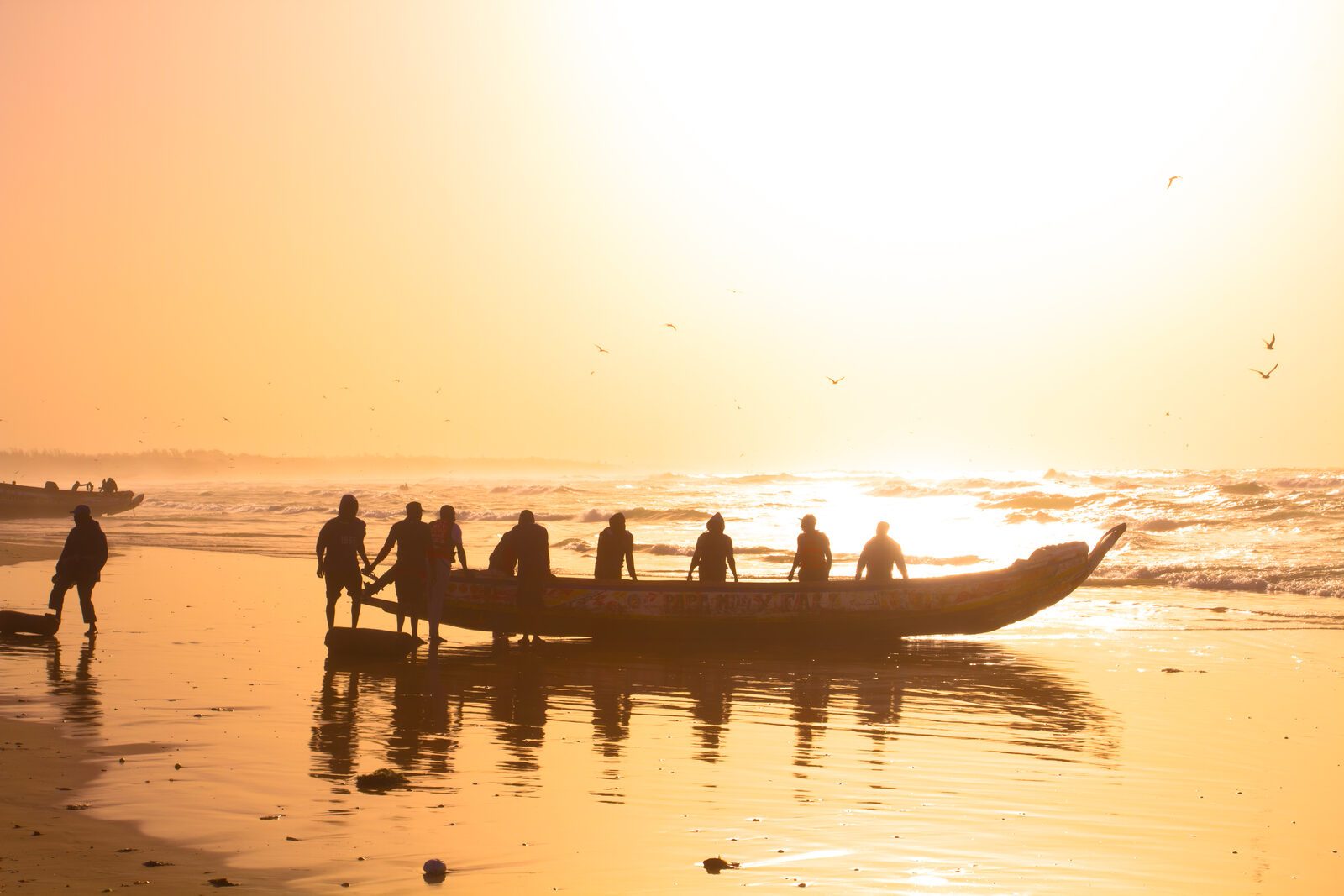 Pêche au gros à Saly Kayar coucher de soleil peche, Sénégal